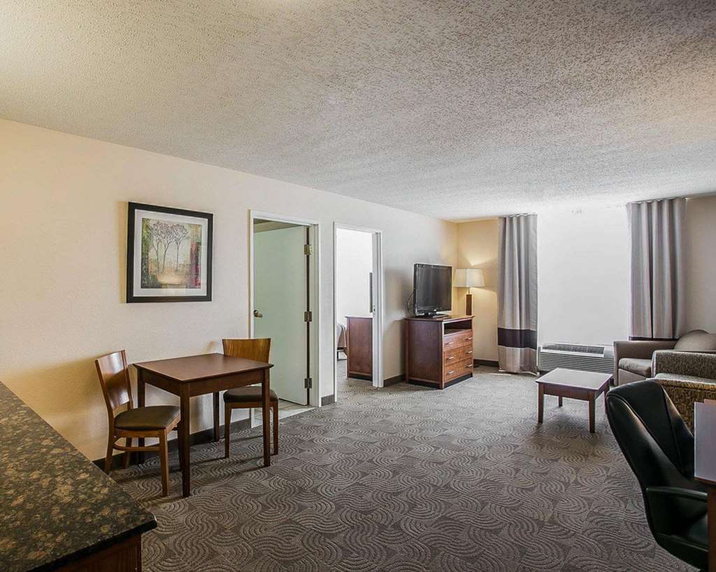 Comfort Inn & Suites Santee I-95 Номер фото